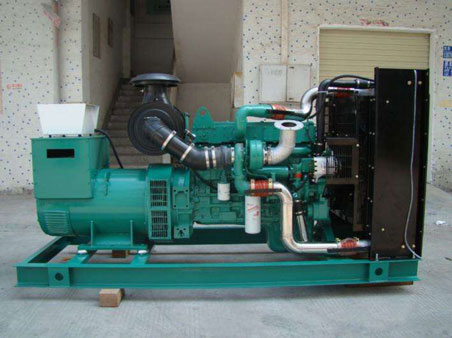 鹤峰1100kw康明斯柴油发电机组图片 鹤峰1100kw康明斯柴油发电机组图片